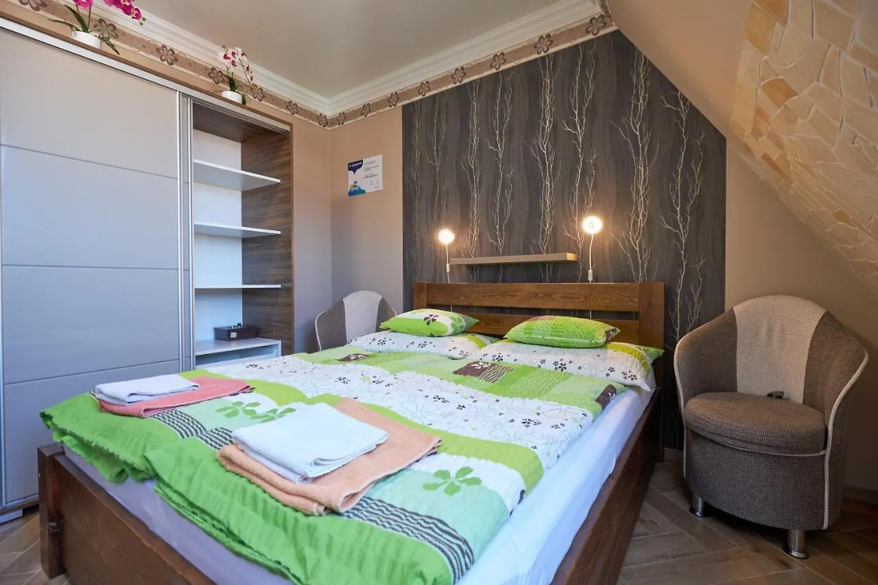 Hajdúszoboszló Valentin Deluxe Apartman הונגריה