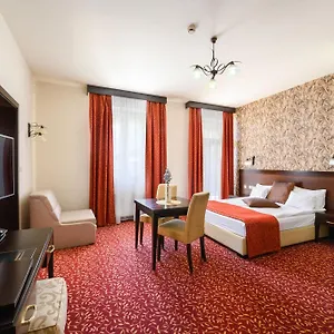 4* Otel Aurum