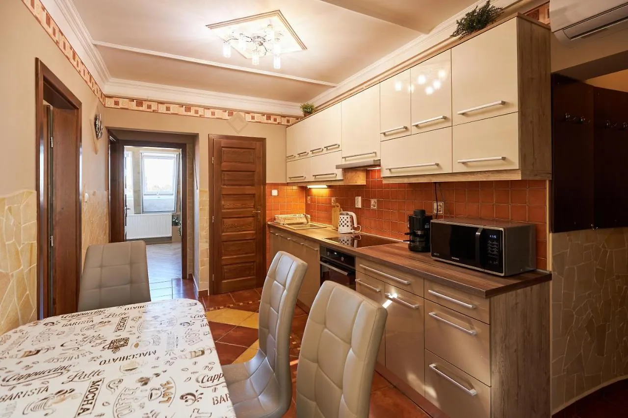 Valentin Deluxe Apartman Hajdúszoboszló 0*,  Magyarország